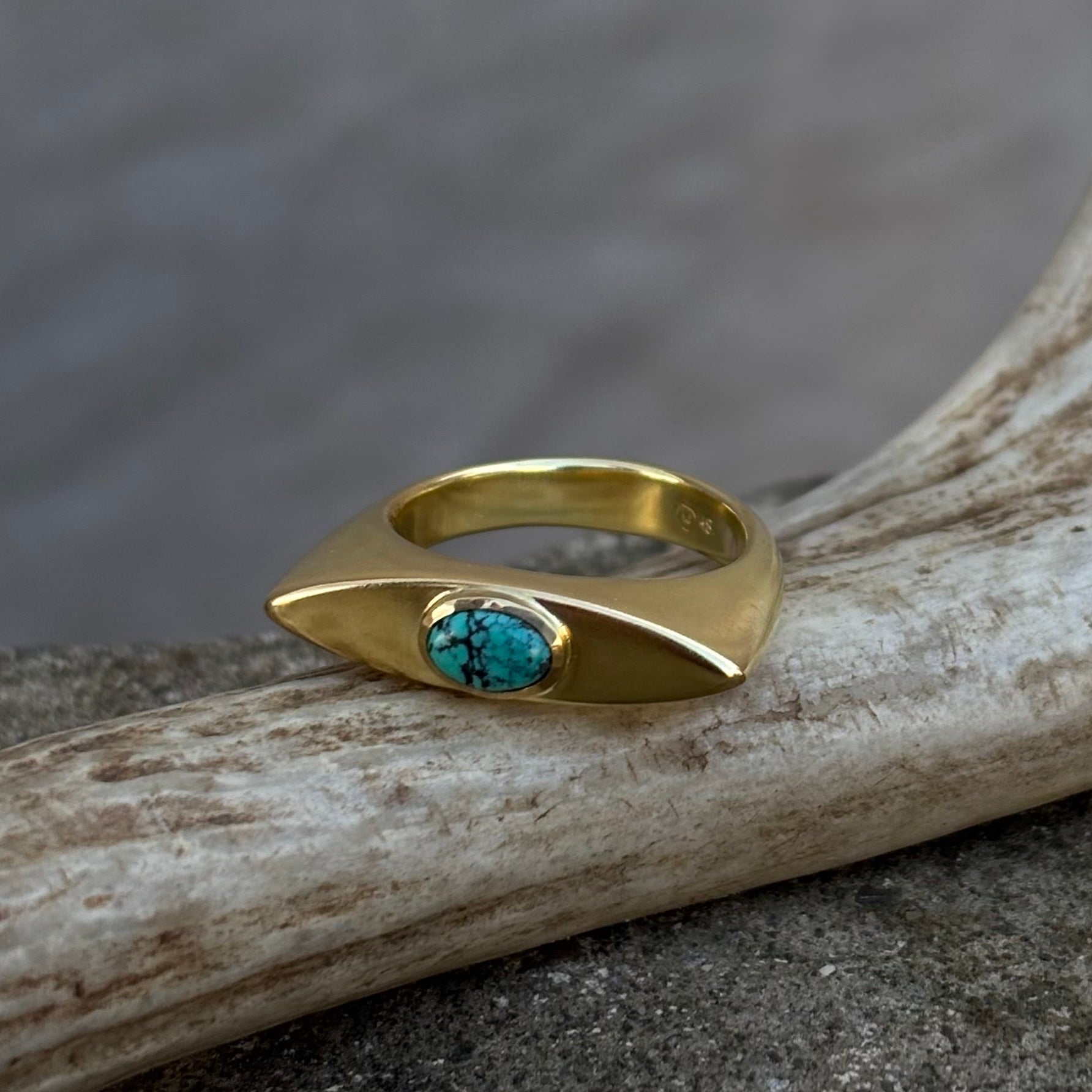 Turquoise Memoria Signet Ring