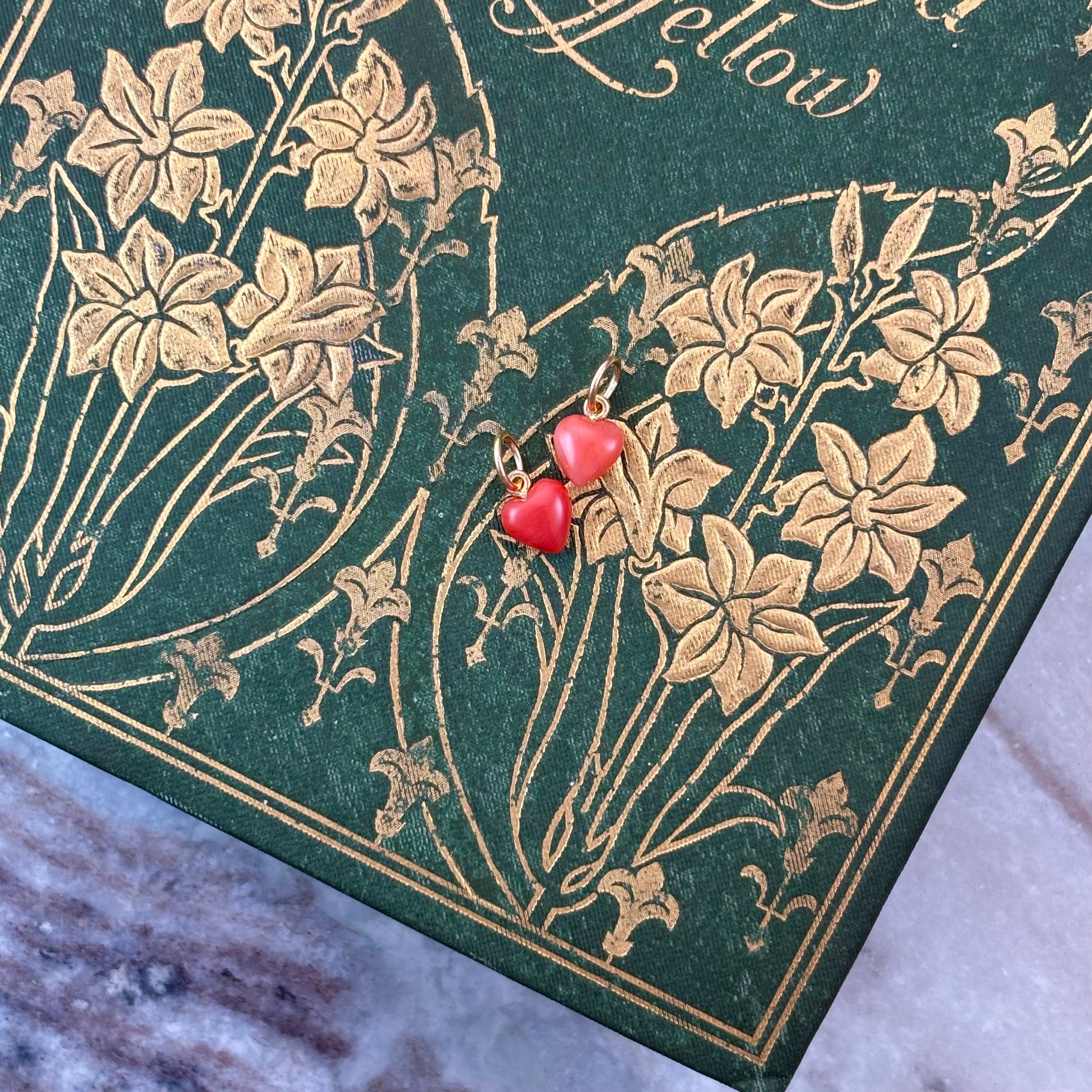 Piccolo Queen of Hearts Charm