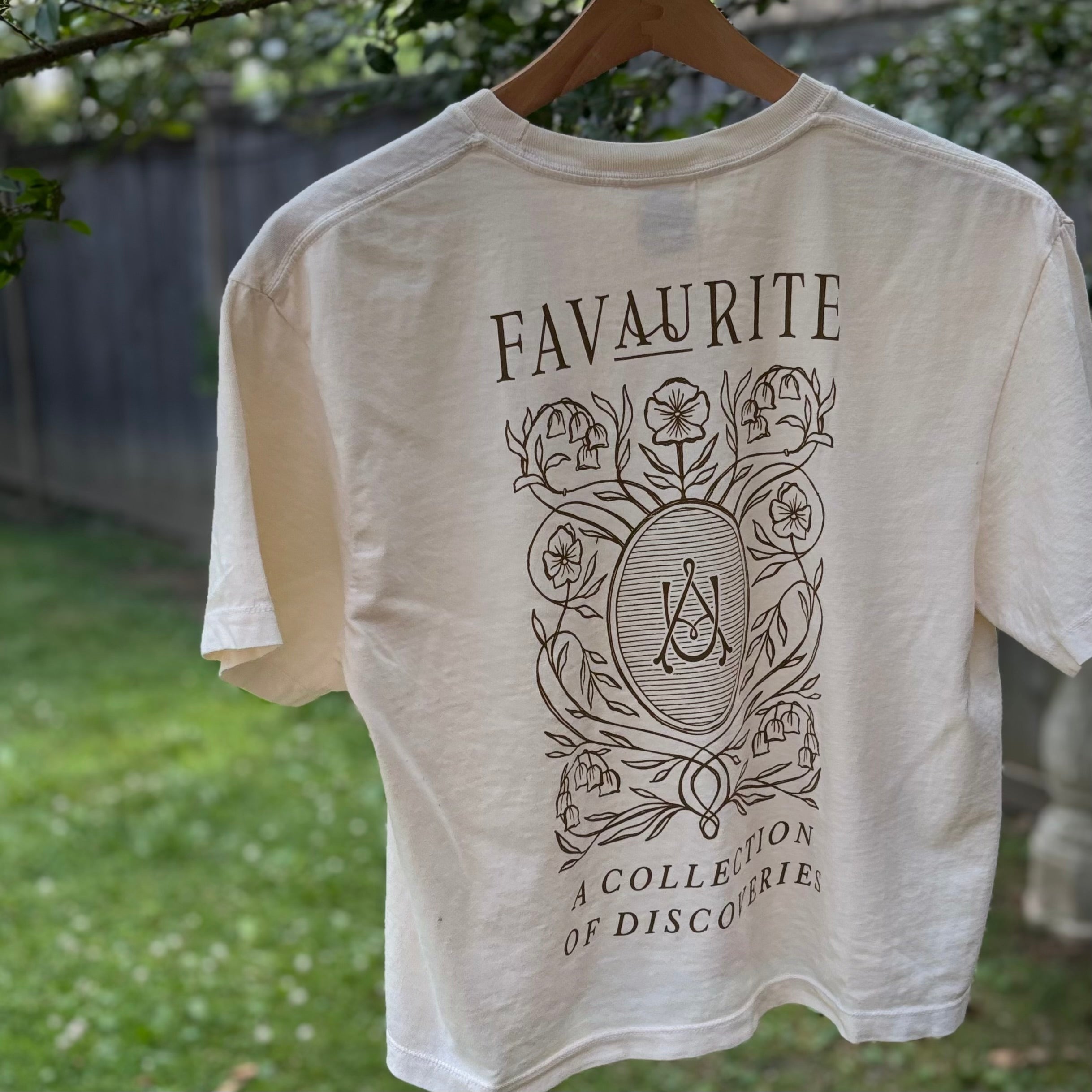 Ivory Boxy Cropped T-Shirt, Moss Logo