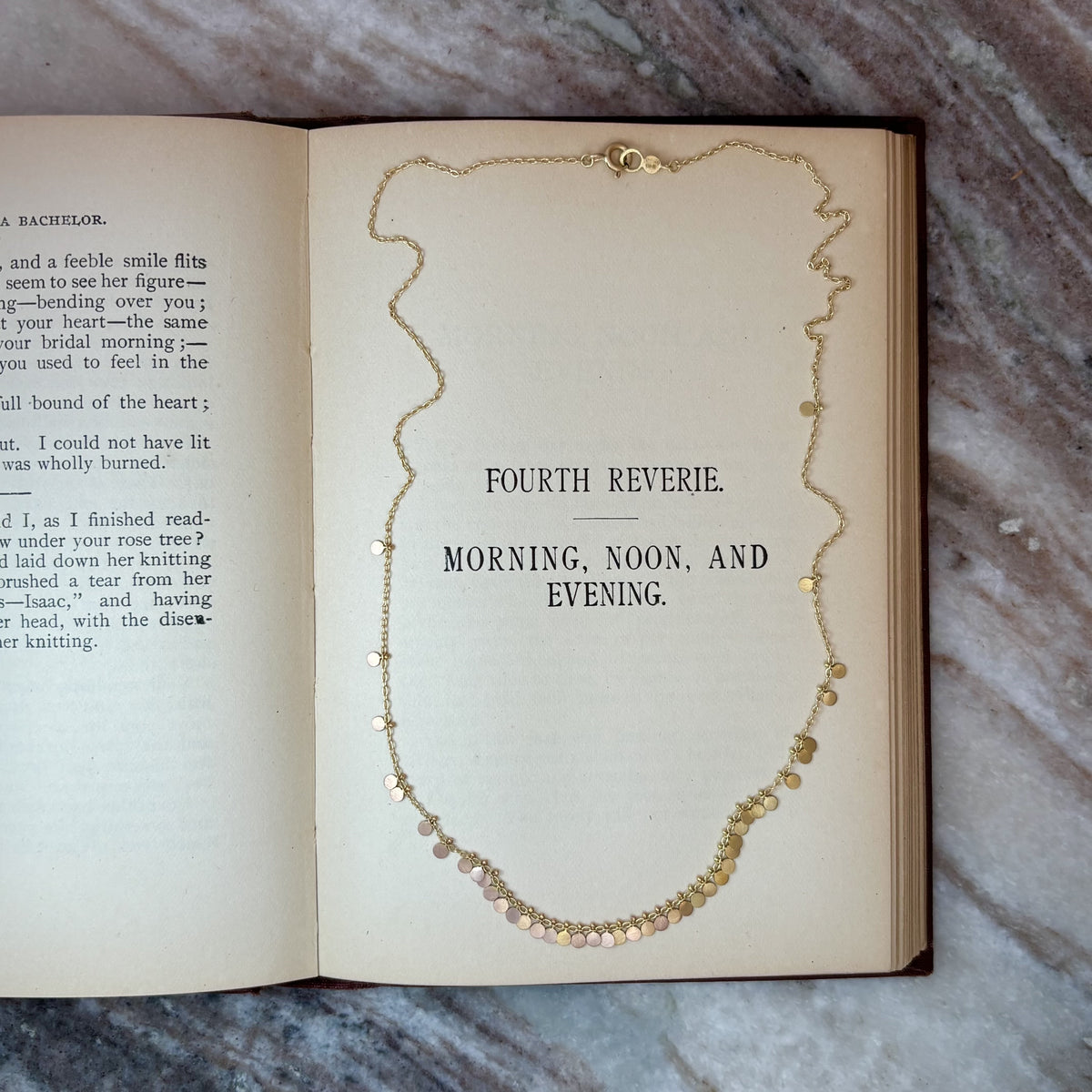 Warm Dispersing Dots Arc Necklace