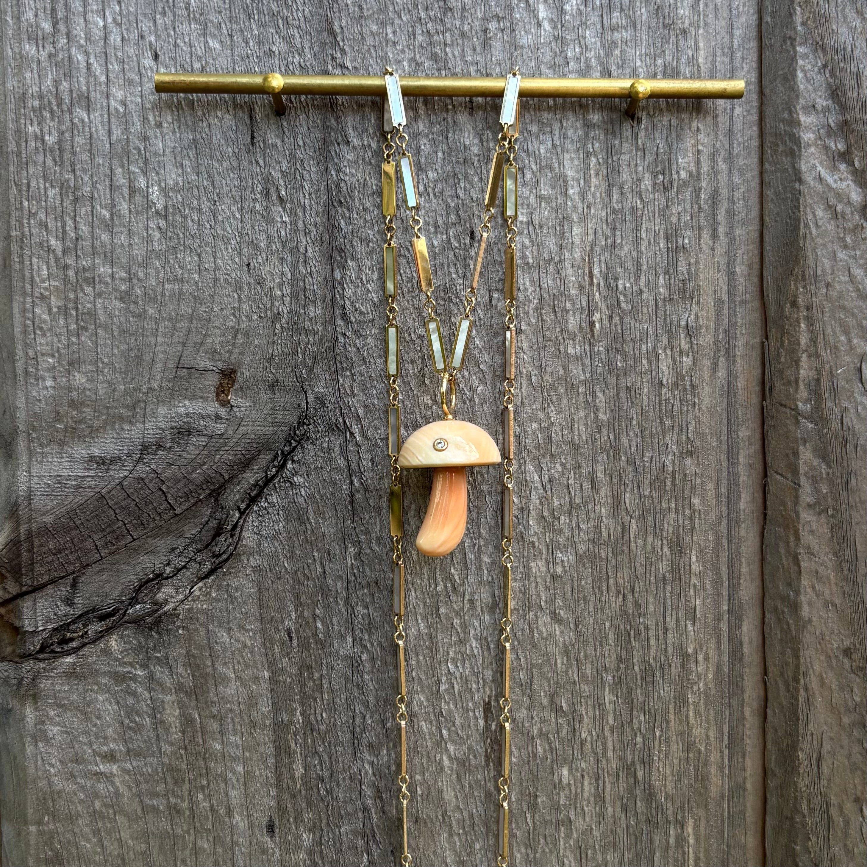 Apricot Conch Shell Mushroom with Diamond