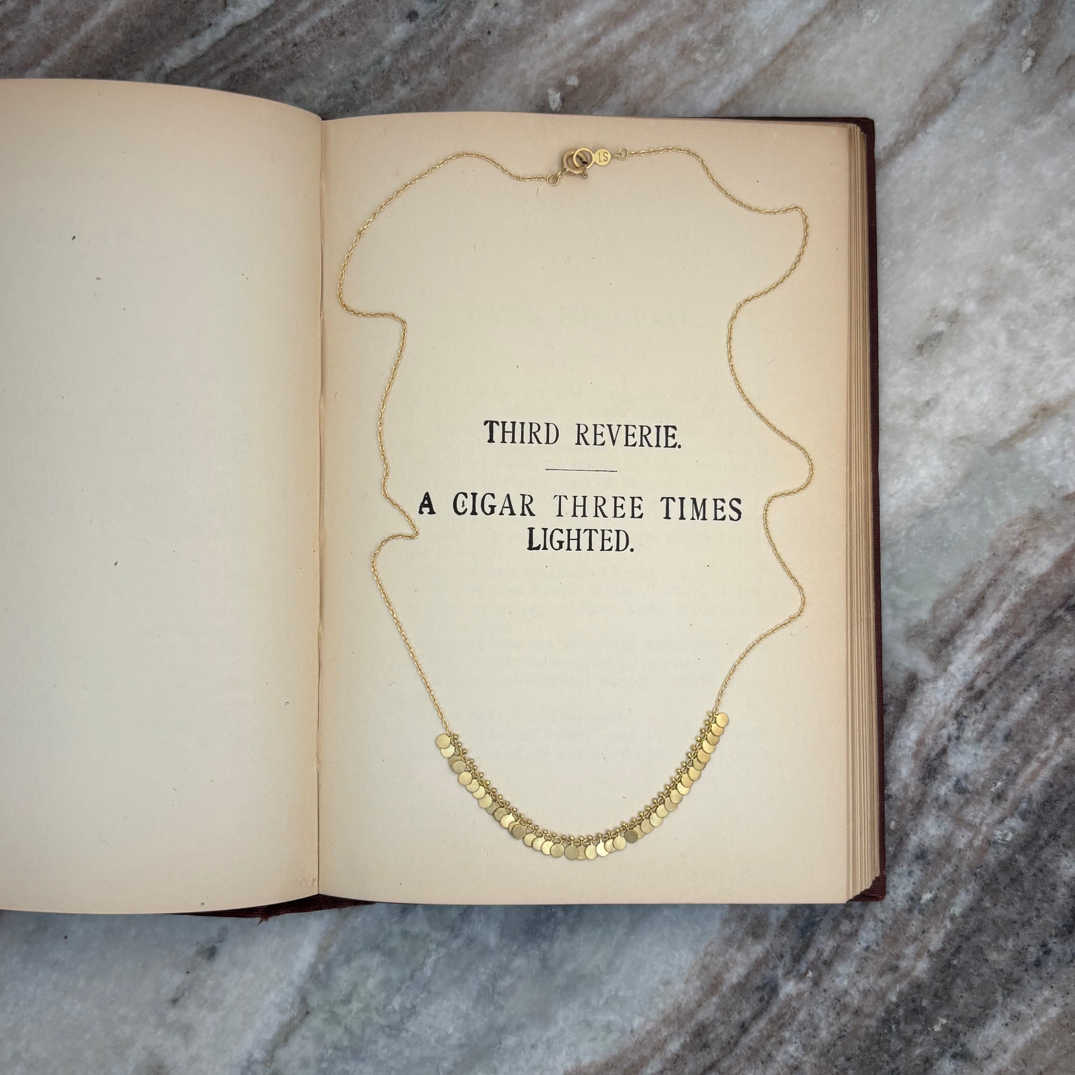 Tiny Dots Arc Necklace