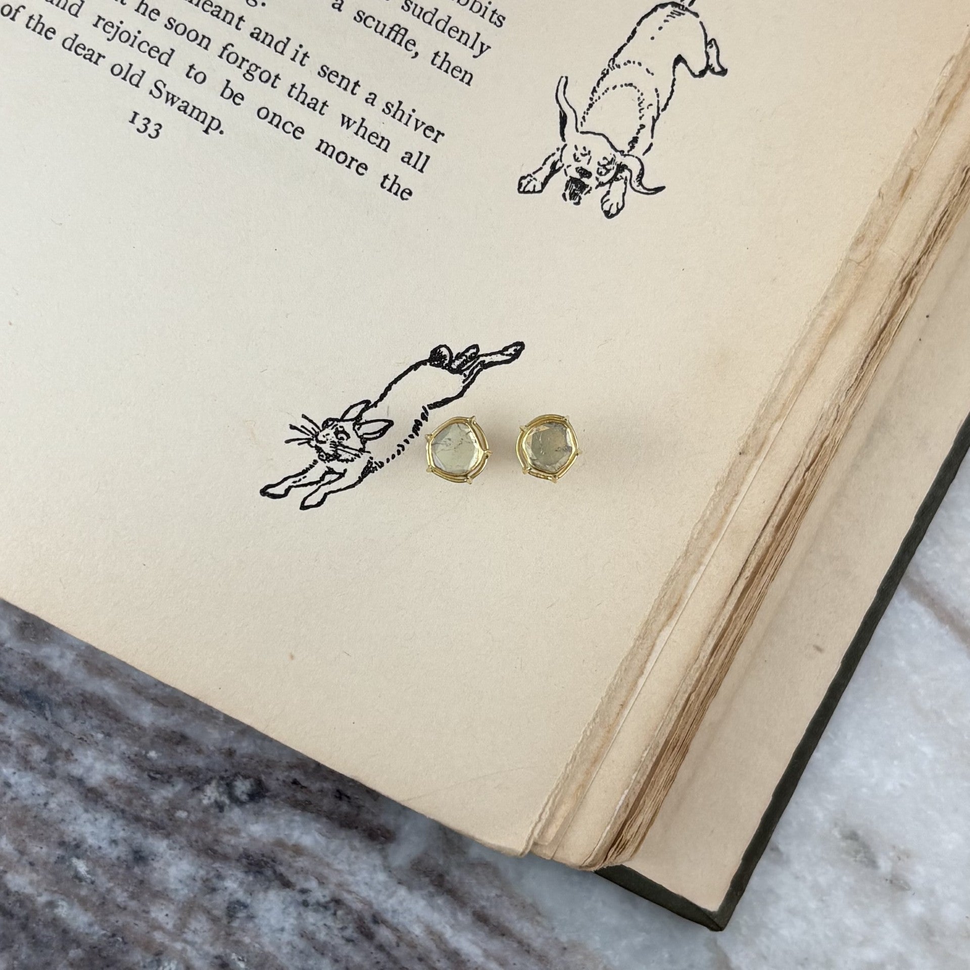 Diamond Slice Stud Earrings in 18K & 22K Gold