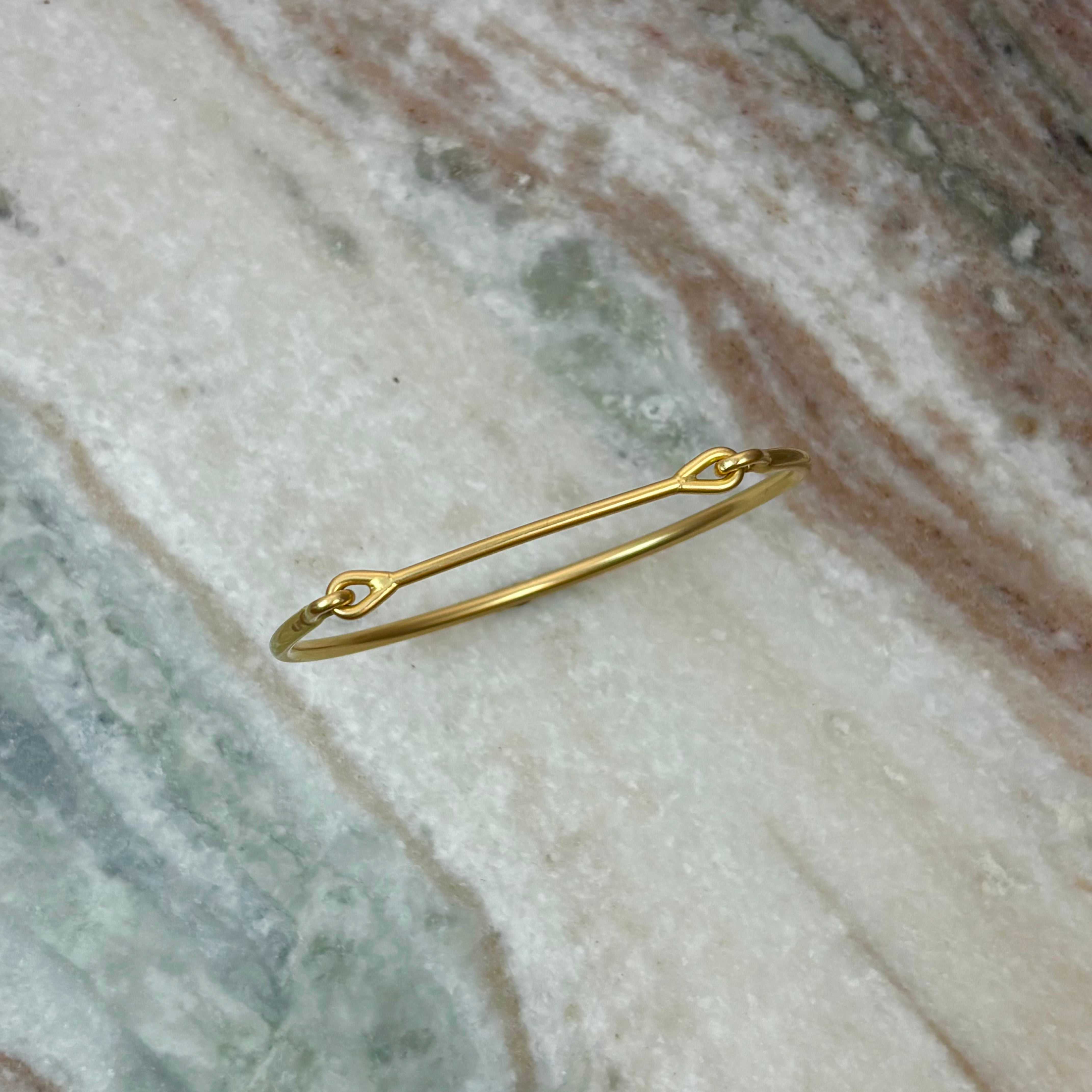 Needle Eye Cuff in 18K Gold, Small